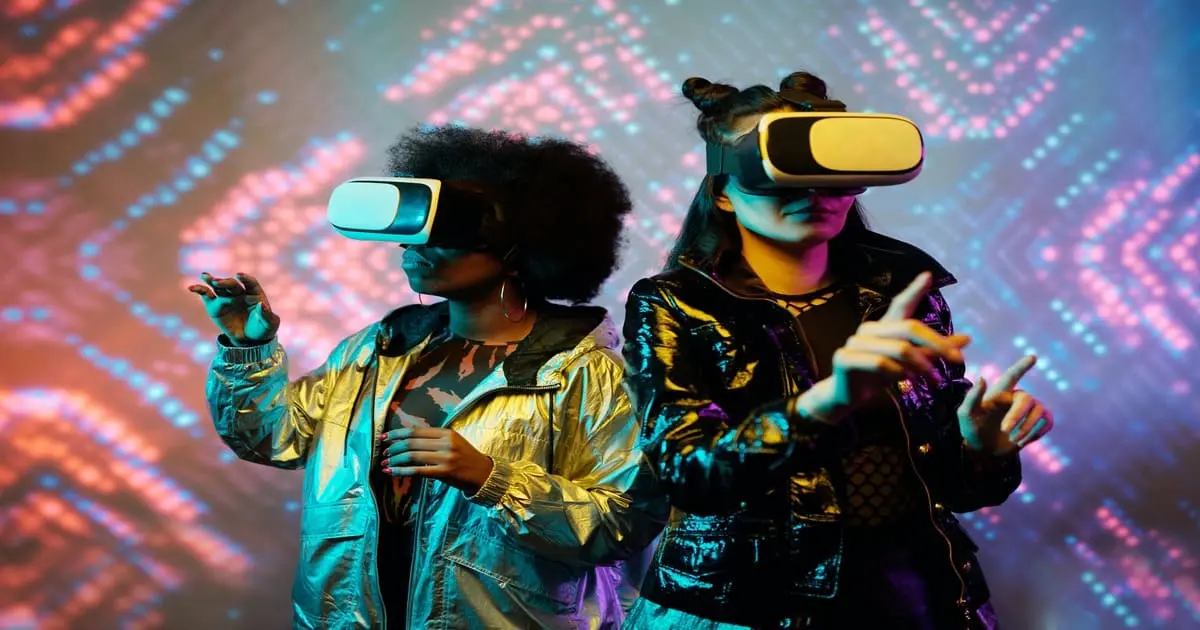 Realidade Aumentada e Virtual: Novas Dimensões de Experiência